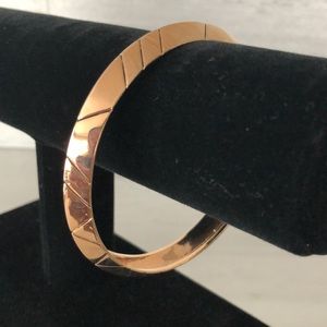 House of Harlow 1960 Rose Gold Aztec Stack Bangle